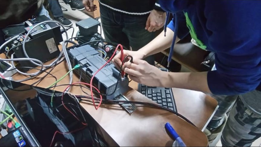 ankara plc kursu, plc eğitimi, elektronik kursu, plc, elektronik, scada,  Özel Eğitim, Takım ve Aparat Kursu, Elektronik Kursu, Otomasyon Kurulumu, Otomasyon Kursu, Ankara PLC Kursu, Sanayi İşbirliklerimiz, Pano ve Tesisat Kursu, Fabrika Arıza Tespiti, SCADA, plc kursu