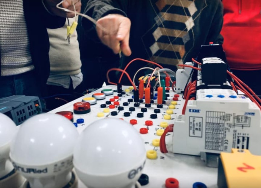 ankara plc kursu, plc eğitimi, elektronik kursu, plc, elektronik, scada,  Özel Eğitim, Takım ve Aparat Kursu, Elektronik Kursu, Otomasyon Kurulumu, Otomasyon Kursu, Ankara PLC Kursu, Sanayi İşbirliklerimiz, Pano ve Tesisat Kursu, Fabrika Arıza Tespiti, SCADA, plc kursu, Alemdar İş Merkezi